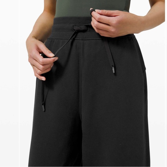 Lululemon Super High Rise Jogger Relaxed Fit French Terry Full Length Black 4 - Picture 4 of 6